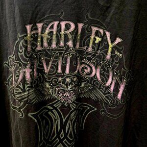 Harley Davidson Ladies T-Shirt in pink features a huge logo with a bling tribal